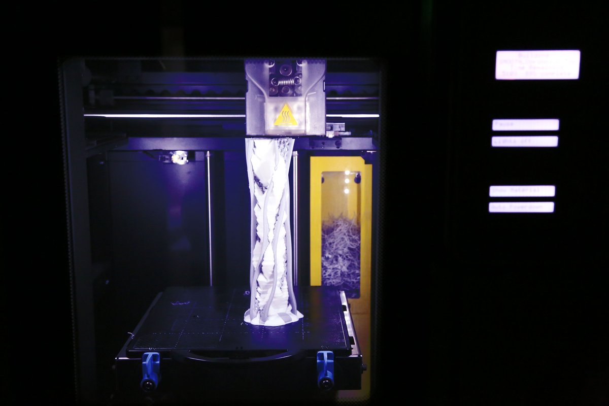 fluxaxis's tweet image. The future is printed: our Fortus printers do accurate detail with ease buff.ly/2tMlvZP
#complexform
#3dprinting
#detail