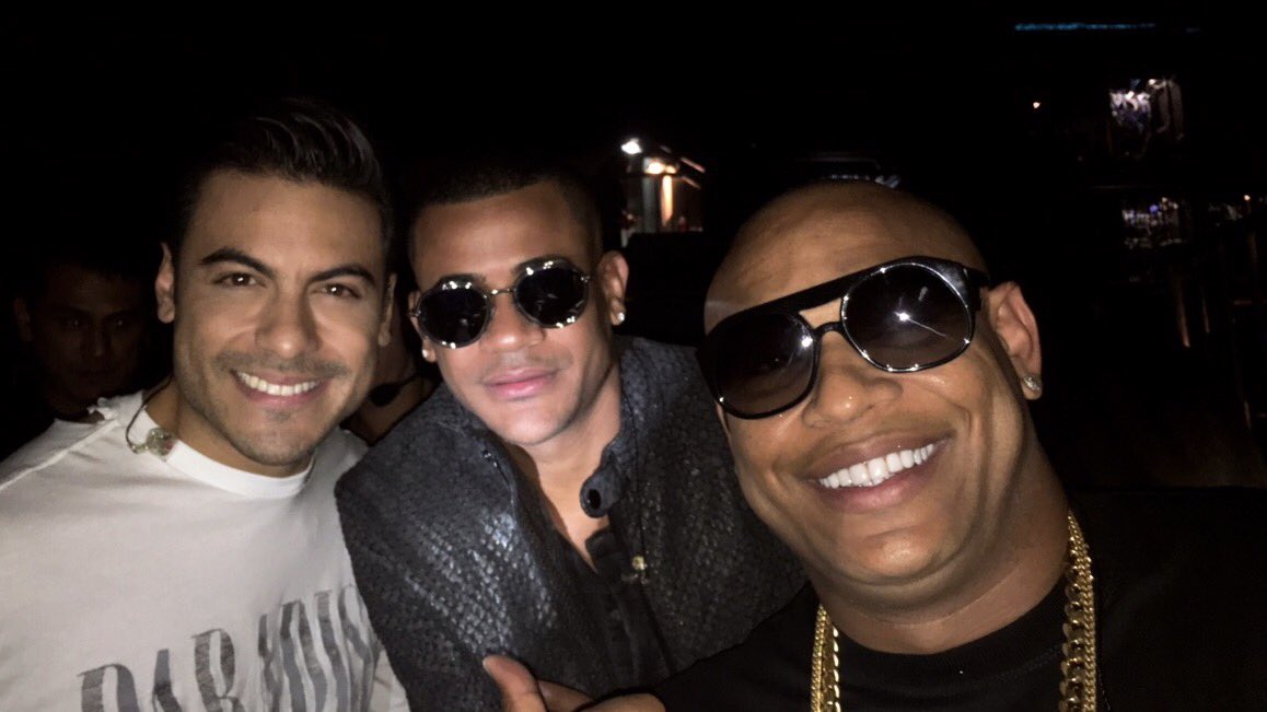 lazaralexandra7's tweet photo. @GdZOficial @_CarlosRivera #LoDigo que se te quiere @_CarlosRivera gracias por invitarnos anoche! 🙏🏽❤️🇲🇽#auditorionacional #gdzspotify #gentedezona #gdztour https://t.co/T6B4cDn4ou
