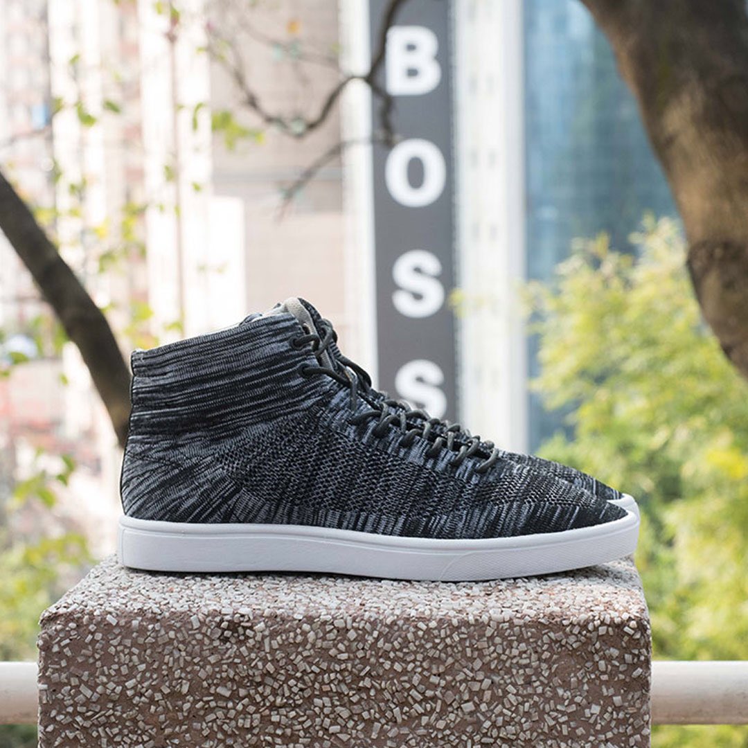 MaverickTwists's tweet photo. MT Lite Mid Knits: unlined, knitted mid tops for for summer: #sneakerhead #kicks #kickoftheday #menswear #mensstyle #footwear https://t.co/4WK2ZTYaM4