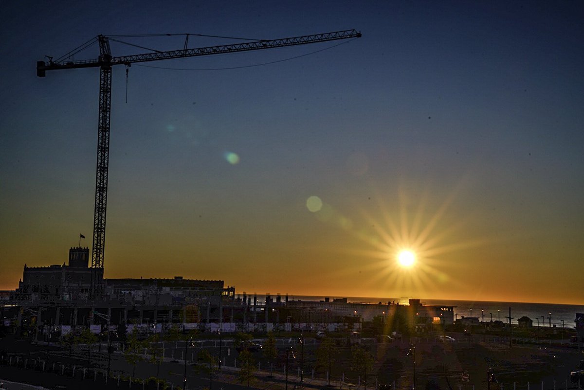 Different_Scope's tweet image. Sky looks fake without the clouds we've been having @JSHurricaneNews @ReporterJim