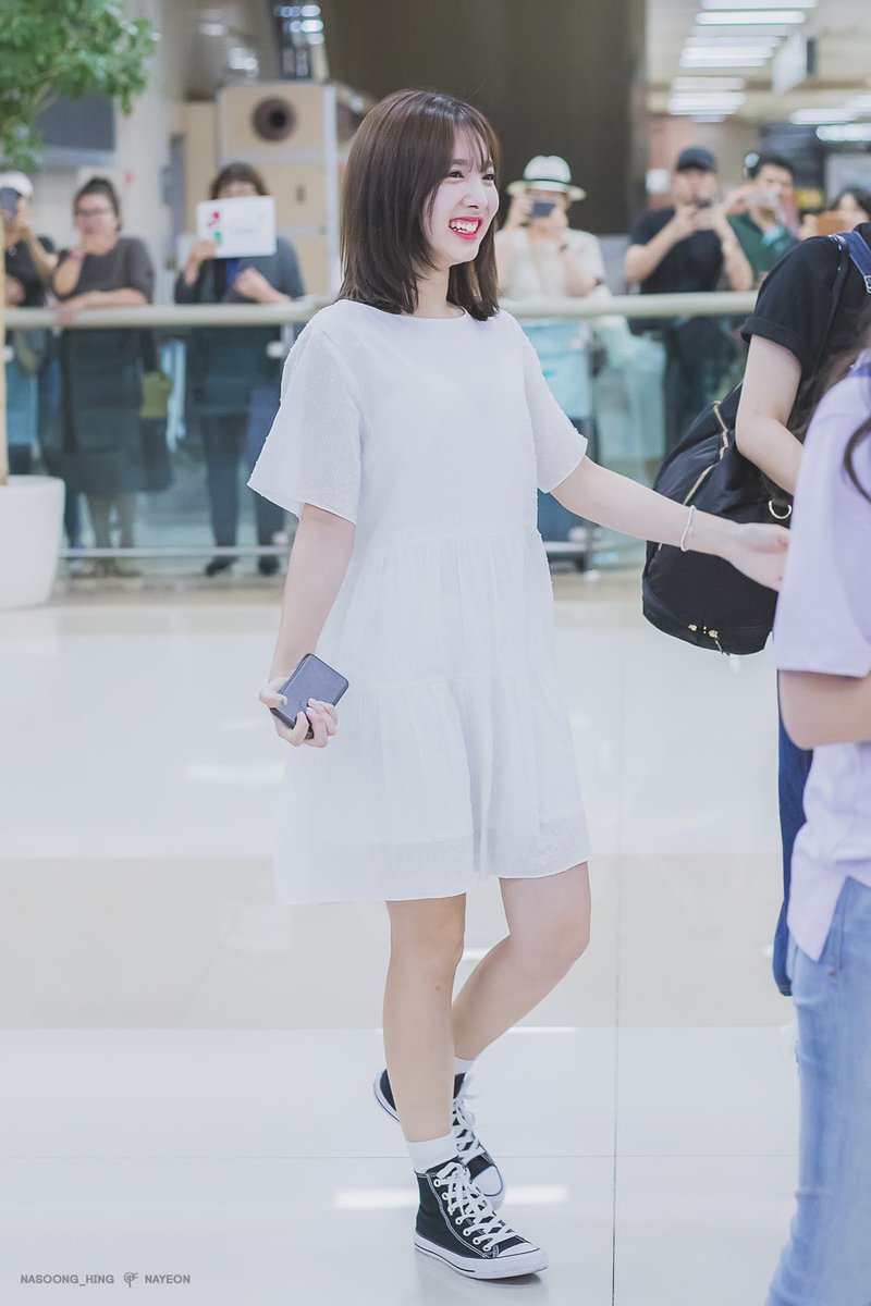 Blueming_922's tweet photo. 170715 GMP
나연이 한국와서 엄씬 엄좋 🙆‍♀️💕
#트와이스 #TWICE #나연 #NAYEON https://t.co/uh0xIuRcSm