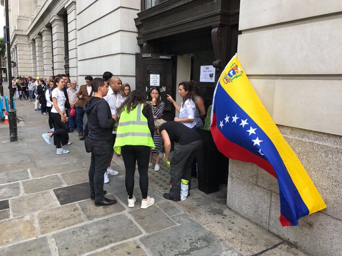 View image on Twitter