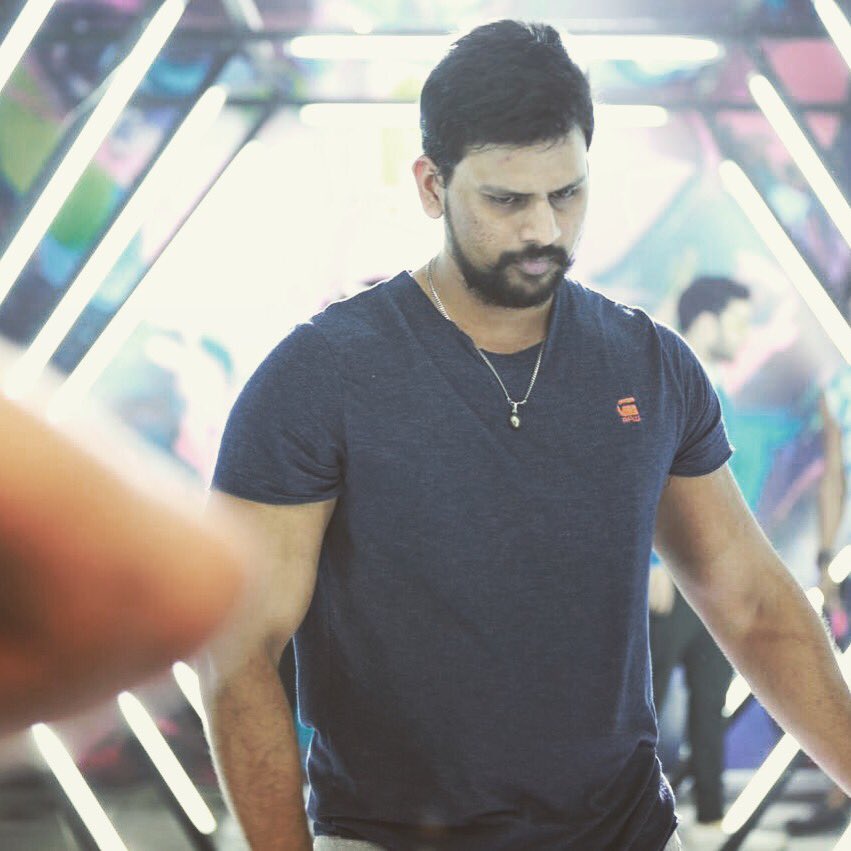 Stay #positive #workhard &amp;I make it happen... 😇#beingabhishek #sunday #MotivationalQuotes