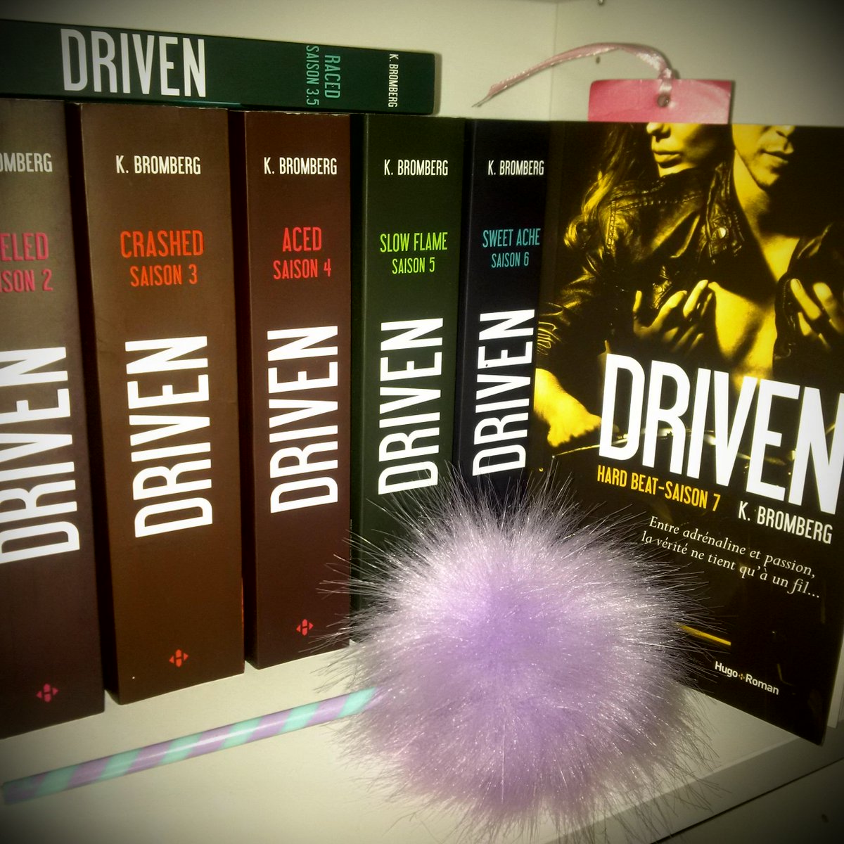 bea__mars's tweet photo. #LectureDuMoment #ActuYA #HardBeat 📷 #Driven #7 @KBrombergDriven Merci @HugoNewRomance #Bookvore #RomanceAddict https://t.co/HuJ9bCEWYi