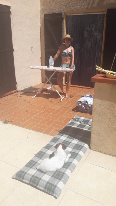 #chore 'so don't have to be rubbish - introducing #SunSoaked Ironing xx https://t.co/dp1MheRg7r<a href="/tag/chore"class="tags">#chore</a><a href="/tag/sunsoaked"class="tags"><span>#sunsoaked</span></a>