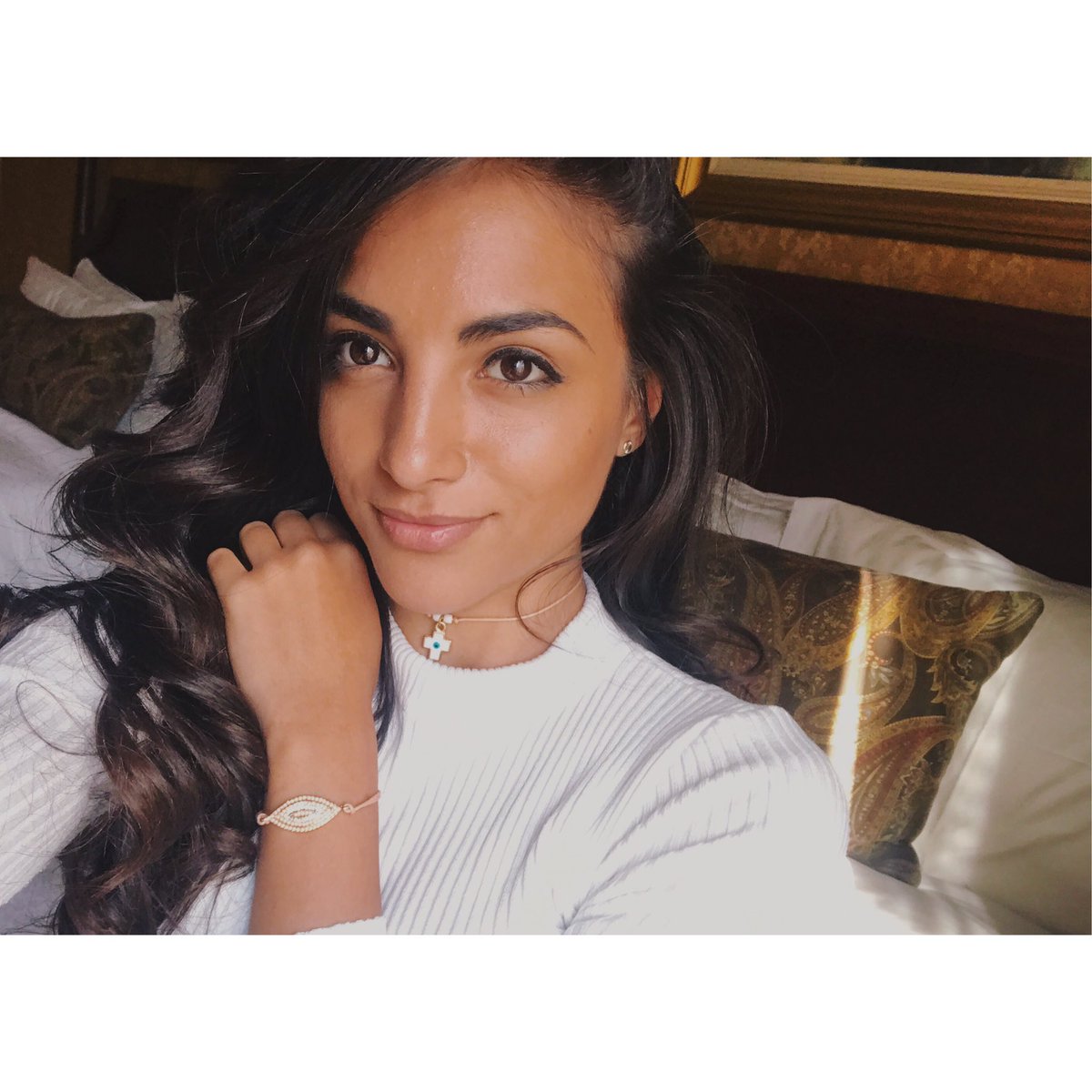 IriniMoutzouris's tweet photo. Thank you to Styled by Anthea for sponsoring me with beautiful accessories for the @missearth_sa #FinalistWeek https://t.co/lRRnvlkoKX