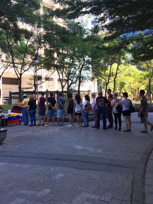 View image on Twitter