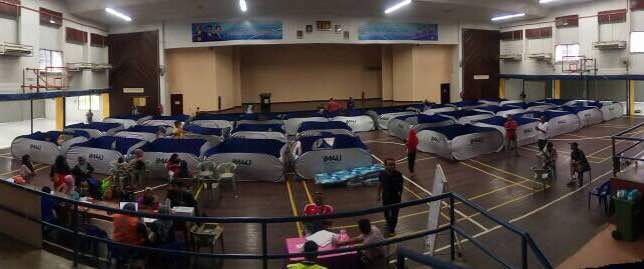 JapenSabah's tweet photo. #InfoBanjir 16/7/2017,6.15pm.
118 pddk drp Kg.Mesapol Lama,Kg
Kalamauh,Kg.Tunggul Tinggi&amp;Kg.Lalang dipindahkan ke Dewan Serbaguna Sipitang https://t.co/2ybouISuyL