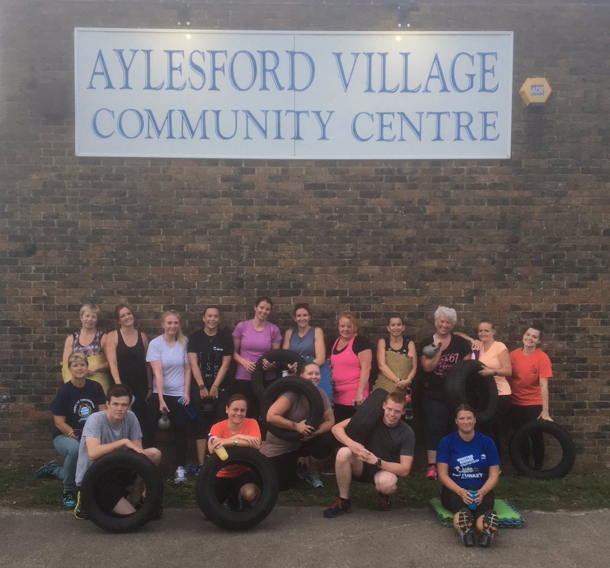 UkBootcamp's tweet image. Guess the location to win a prize!!😉👍🏻🇬🇧

#bootcamp #exercise #fitfam #outdoorstraining #workouts #kent #maidstone #aylesford