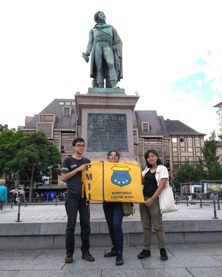 Salam dari sahabat Andi Triswoyo yang sedang melakukan riset di jerman (Foto di rohan palace, Strasbourg, Perancis)