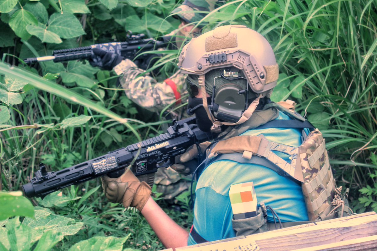 m_x_p_x's tweet photo. 今日もサバってきやした！！
#サバゲー
#サバゲーマー大フォロー作戦 
#marsoc
#スティーブ#マイクラ https://t.co/tOiUlrRNWv