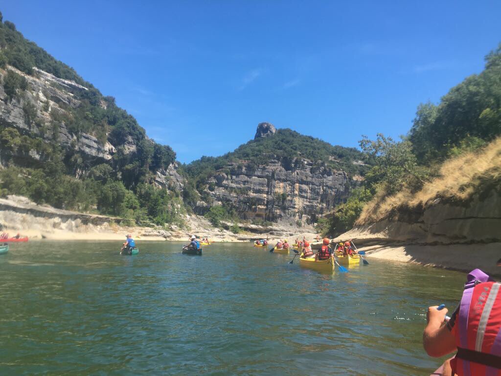 WestgatePGL2017's tweet photo. Some gorgeous scenery for Coach A's last day on the river. https://t.co/jvTKuzYYU8