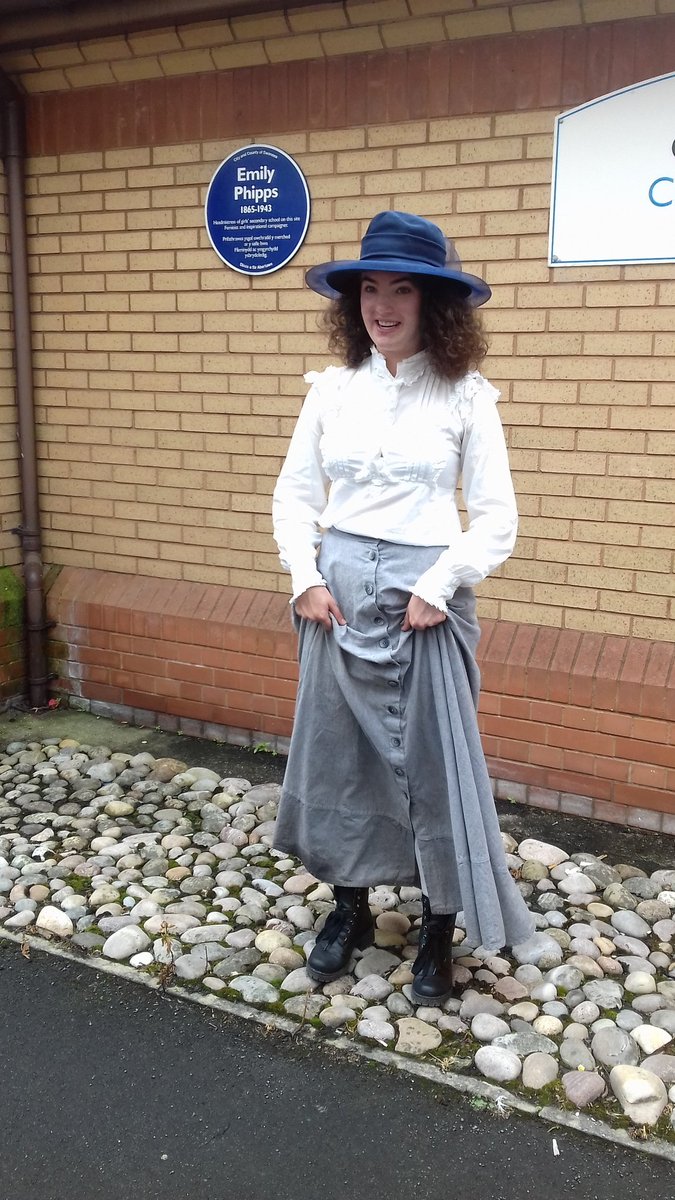 Piece by <a href="/SamORourk3/">Samantha O'Rourke</a> performed by @actress_JQuayle commissioned by Swansea Central WI for #Trouble2017 was AMAZING. 😍