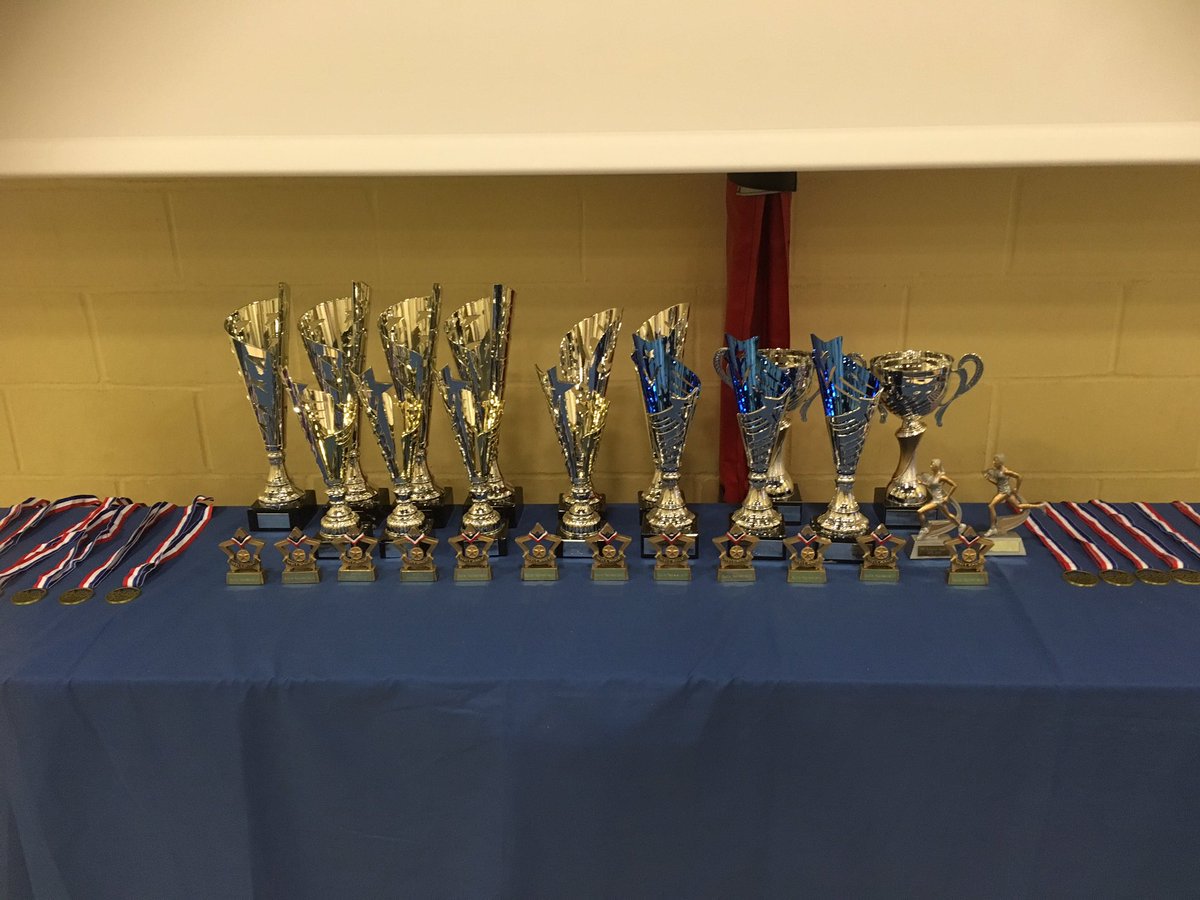HenlowPTA's tweet photo. It's Sports Award night on Mon 17th July 17. Here's a few pics from past evenings. What a talented bunch of sportsmen &amp; women! https://t.co/XUOFoFR0oG