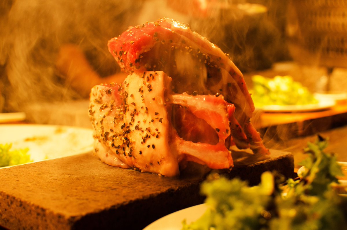 ChurrascoLiv's tweet photo. Have a sizzling #Sunday enjoying a #lavastone meal cooked right in front of your eyes ๐ #steakstone #reefandbeef #rackoflamb ๐0151 727 4026 https://t.co/VKGRZYW8lW