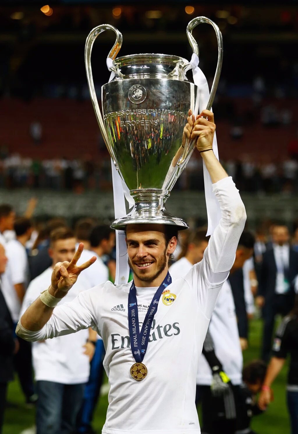 Happy 28th birthday to our Welsh wizard, Gareth Bale! 