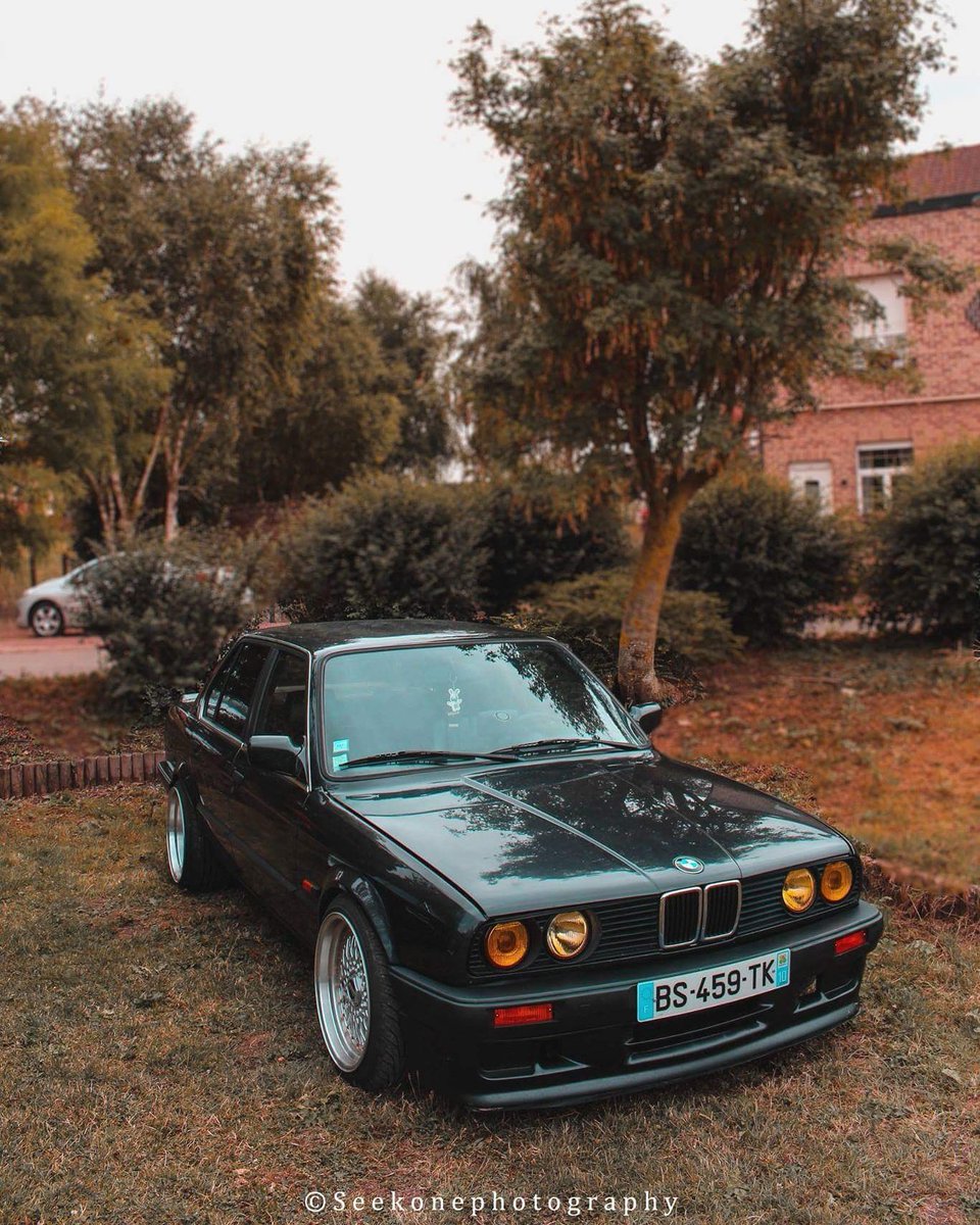 seekonemedia's tweet photo. #bmwe30 #retro #stance #bbs https://t.co/BTYEi1k8eU