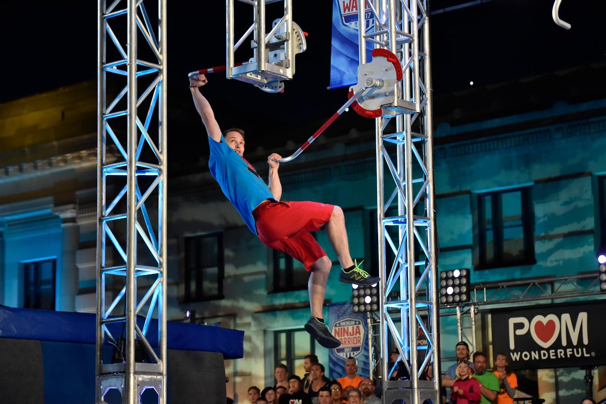 Put your thinking caps on and submit your design for a chance to create the next #AmericanNinjaWarrior obstacle! bit.ly/ANWObstacleCha…