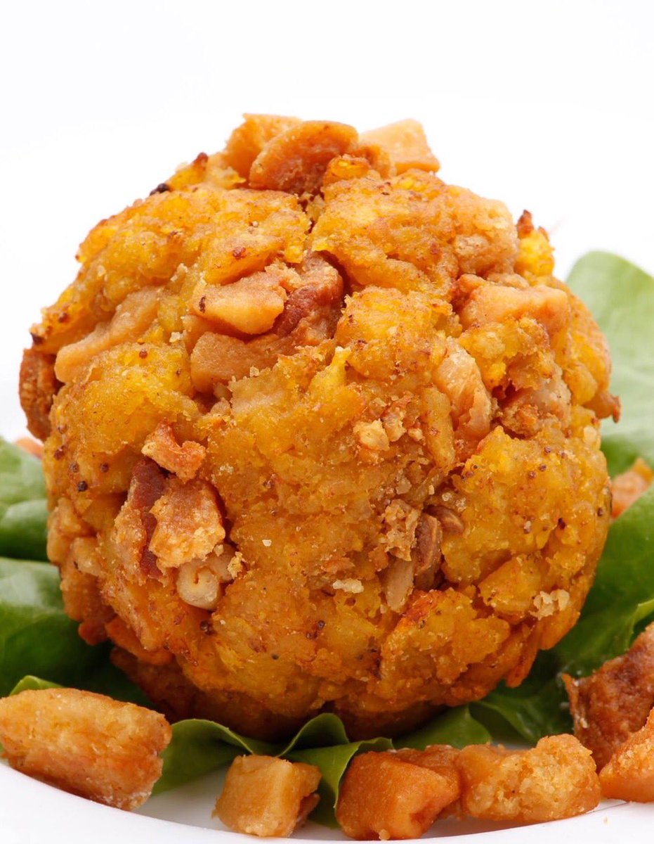 Cocolon1's tweet photo. Sabes que puedes armar tu bolon con la base que quieras (Maduro, verde o mixta) y con los ingredientes que tú quieras en nuestros desayunos https://t.co/uoLY17yhCv