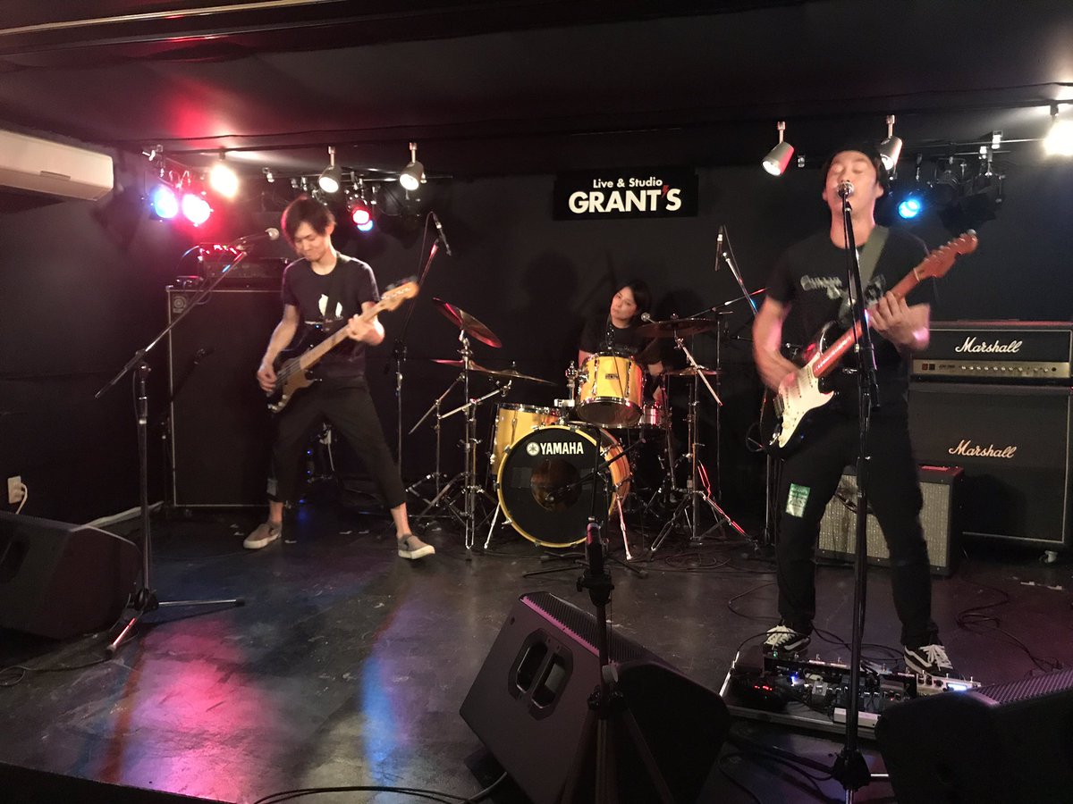 nimu0418's tweet photo. 今日は津島グランツへCanaan Dogさんのライブを観に行ってきました!終始鳥肌がゾクゾクと立つぐらいにカッコ良かったです。他の出演者さんもレベルが高くて、青春パンクも聴けて最高でした!
#ザ・ベースランナーズ
#sheeptwarp
#MORNING GLORY
#folt https://t.co/4rFHQrwjvZ