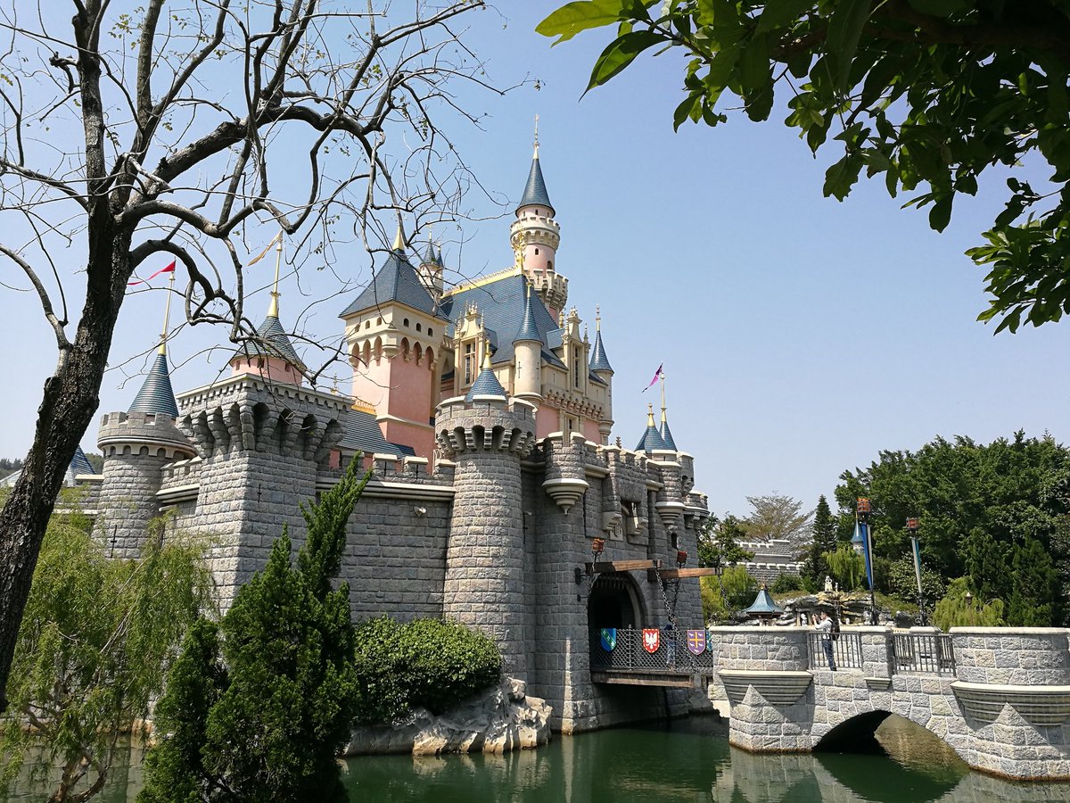goearlph (@goearlph) on Twitter photo A little <a href="/DisneyLandHK/">Hong Kong Disneyland</a> for you to dream about and cap your weekend. Have a good night! #disneymagic A little <a href="/DisneyLandHK/">Hong Kong Disneyland</a> for you to dream about and cap your weekend. Have a good night! #disneymagic