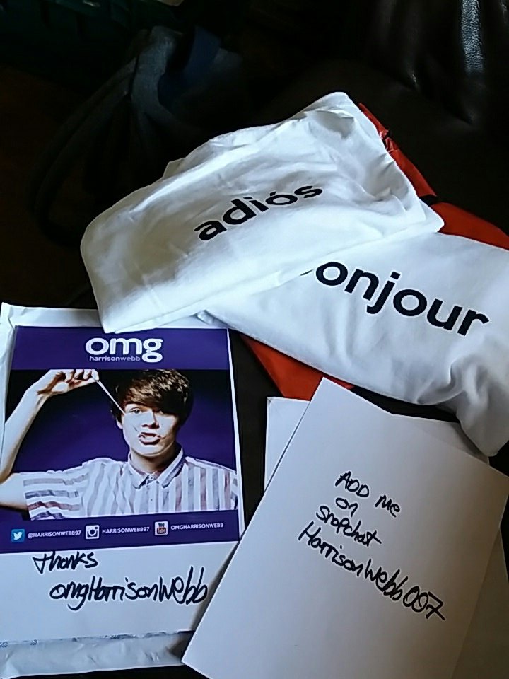 stephiwxx's tweet image. @HarrisonWebb97  Since Anderson put it on his snapchat, they finally came 😂❤🎊😜 #bonjouradios #harrisonwebb #andersonwebb