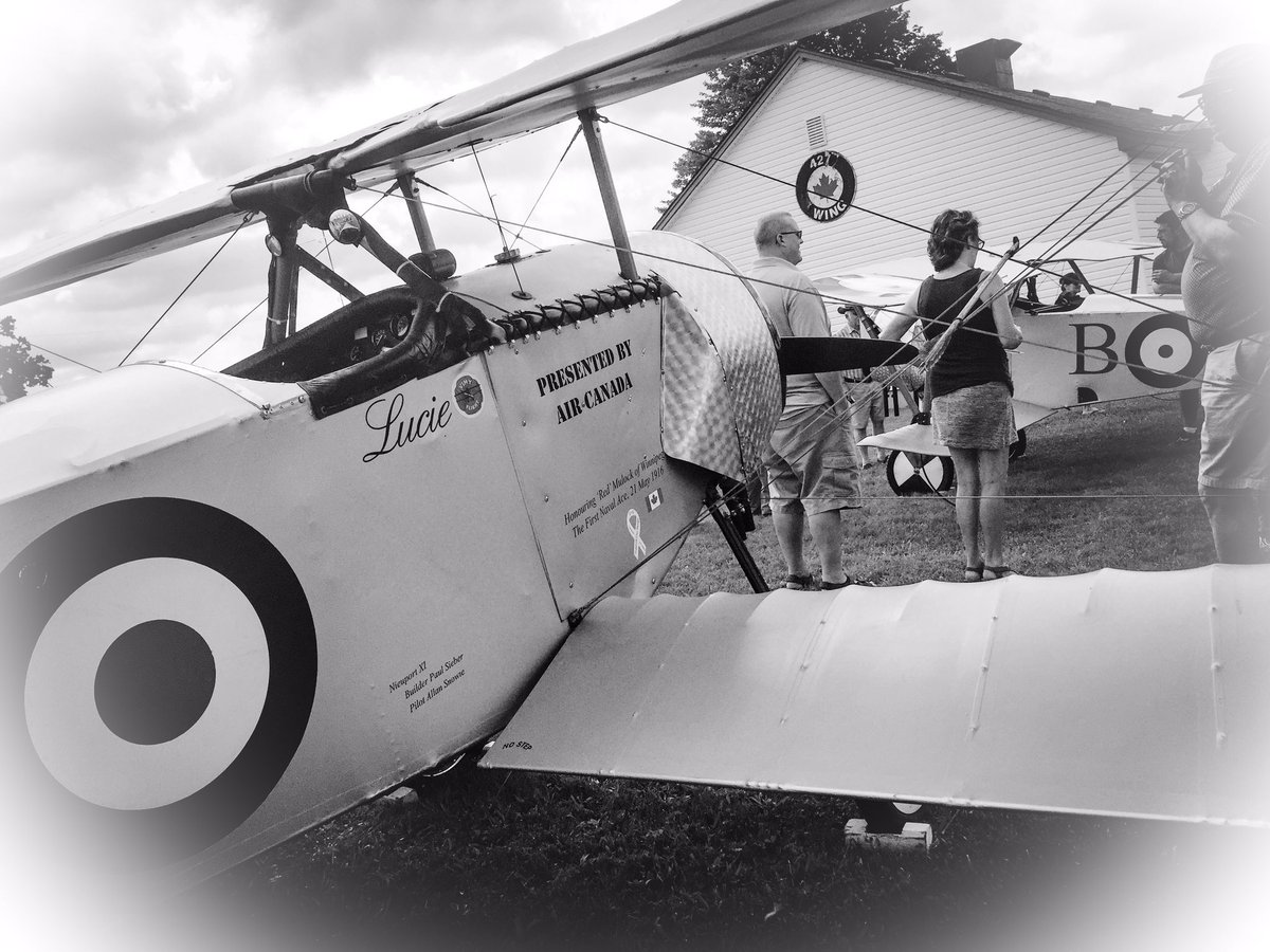 mdmaloneyphoto's tweet photo. . @VimyFlight on the ground in #LdnOnt #427Wing https://t.co/jKyzxhV8LS