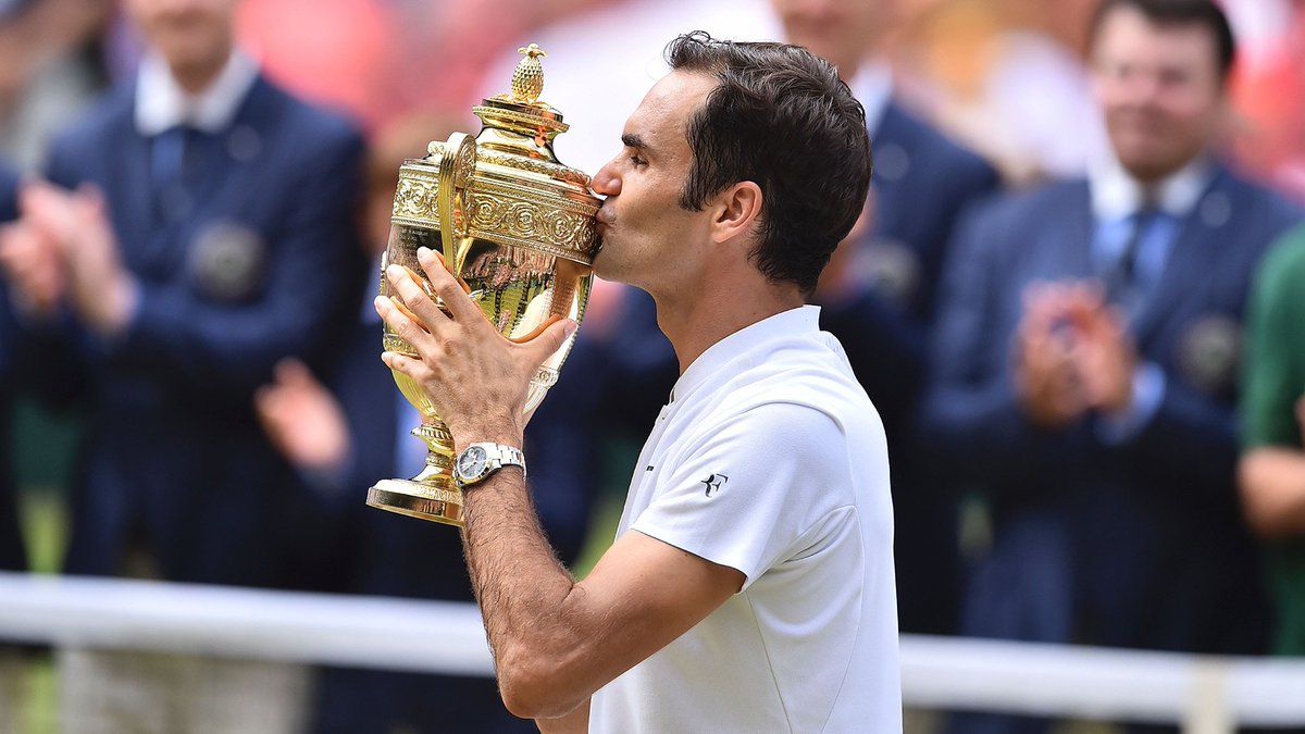 An 8th #Wimbledon 🏆, a 19th Grand Slam 👑. Congratulations, Roger Federer! More: bit.ly/2tueBqp
