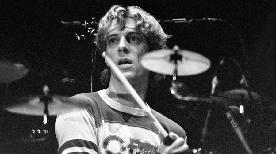 Happy birthday Stewart Copeland! Here s why he s one of the greatest drummers of all time  