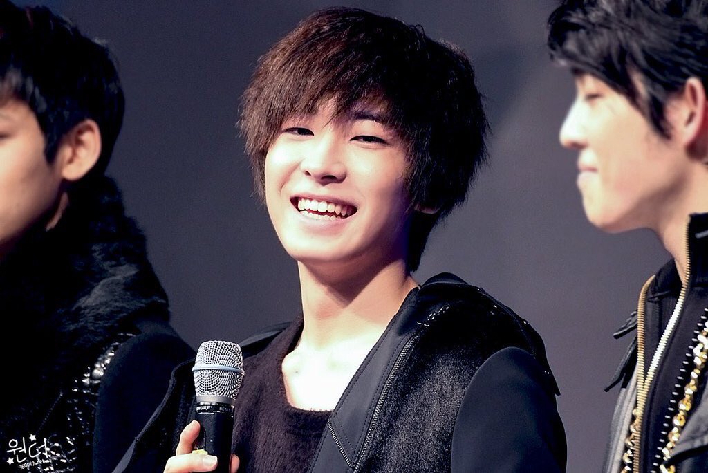 yesh_ca's tweet photo. HAPPY BIRTHDAYYYY 🎉🎊 Your smile is my treasure 💎😁 I LOVE YOU AND I'LL TELL YOU THAT ONE DAY #BeautifulWONWOODay #전원우_복덩어리_생일축 https://t.co/2yZ0COPtyI