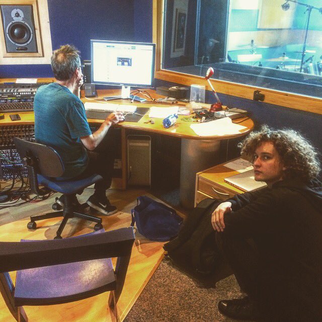 ark_band's tweet photo. #recording https://t.co/mngwmbF7yf