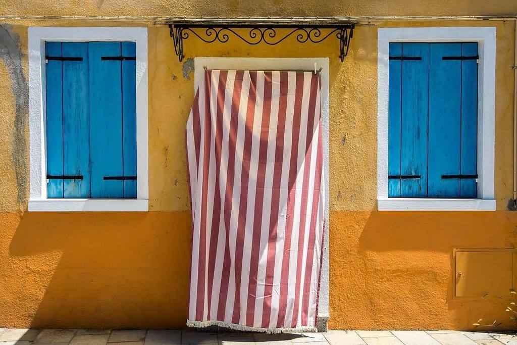 TheTPJournal's tweet image. White stripes

#wanderlust #travelphoto #travelingram #mytravelgram #visiting #travels #travelphotography  #tagsta… ift.tt/2uxHeHQ