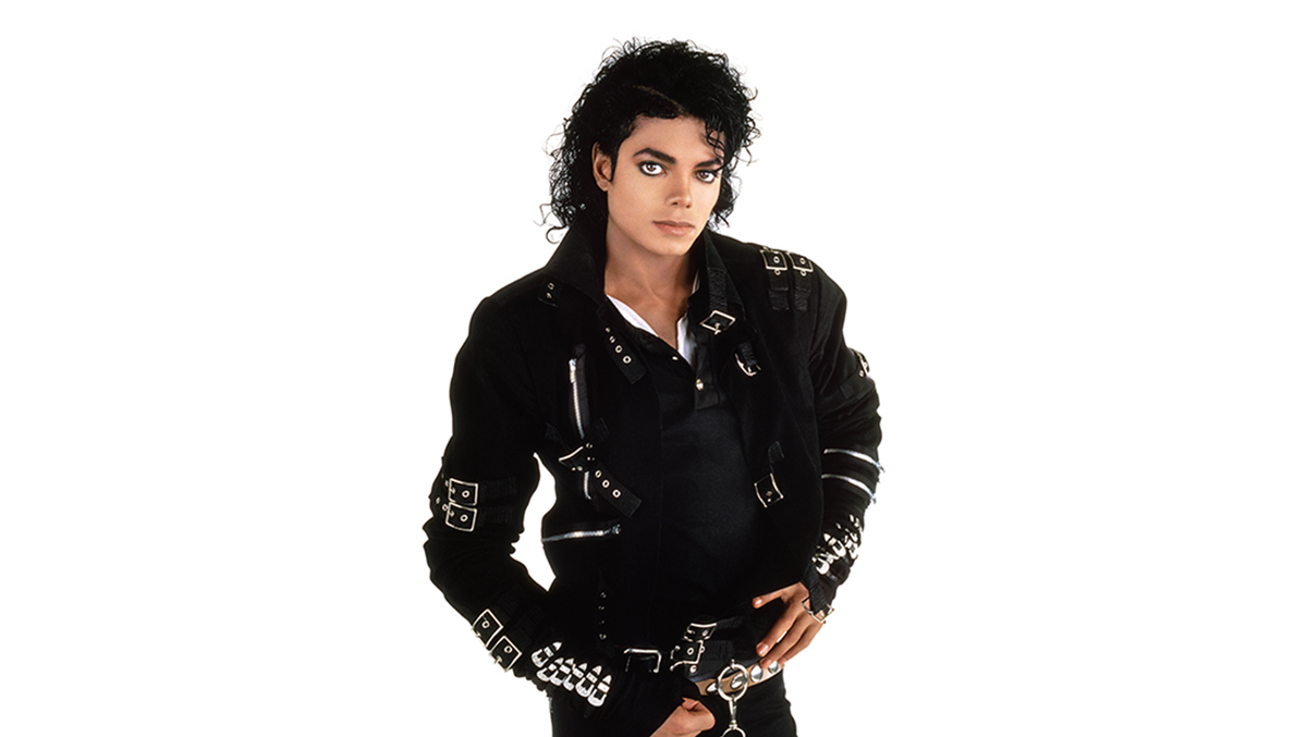 michaeljackson's tweet photo. How much do you know about the Bad World Tour? Take the quiz and test your knowledge! https://t.co/tB8sOMZXtF https://t.co/Huo9wDvvjU