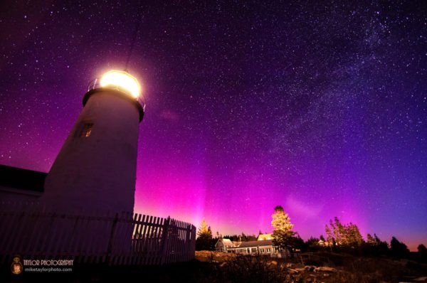 bangordailynews's tweet photo. Northern lights may be visible in Maine Sunday night
https://t.co/8aaJZlkIC6 https://t.co/BKBk0Q3oQW