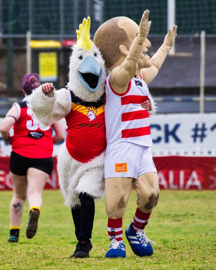 Eric Was Once In Adelaide (@ericinadelaide) on Twitter photo It was cold, dull and raining - but this was the spirit of the charity <a href="/adlcommunitycup/">AdlCommunityCup</a>
And she wasn't taking a step back... I would.
#re… It was cold, dull and raining - but this was the spirit of the charity <a href="/adlcommunitycup/">AdlCommunityCup</a>
And she wasn't taking a step back... I would.
#re…