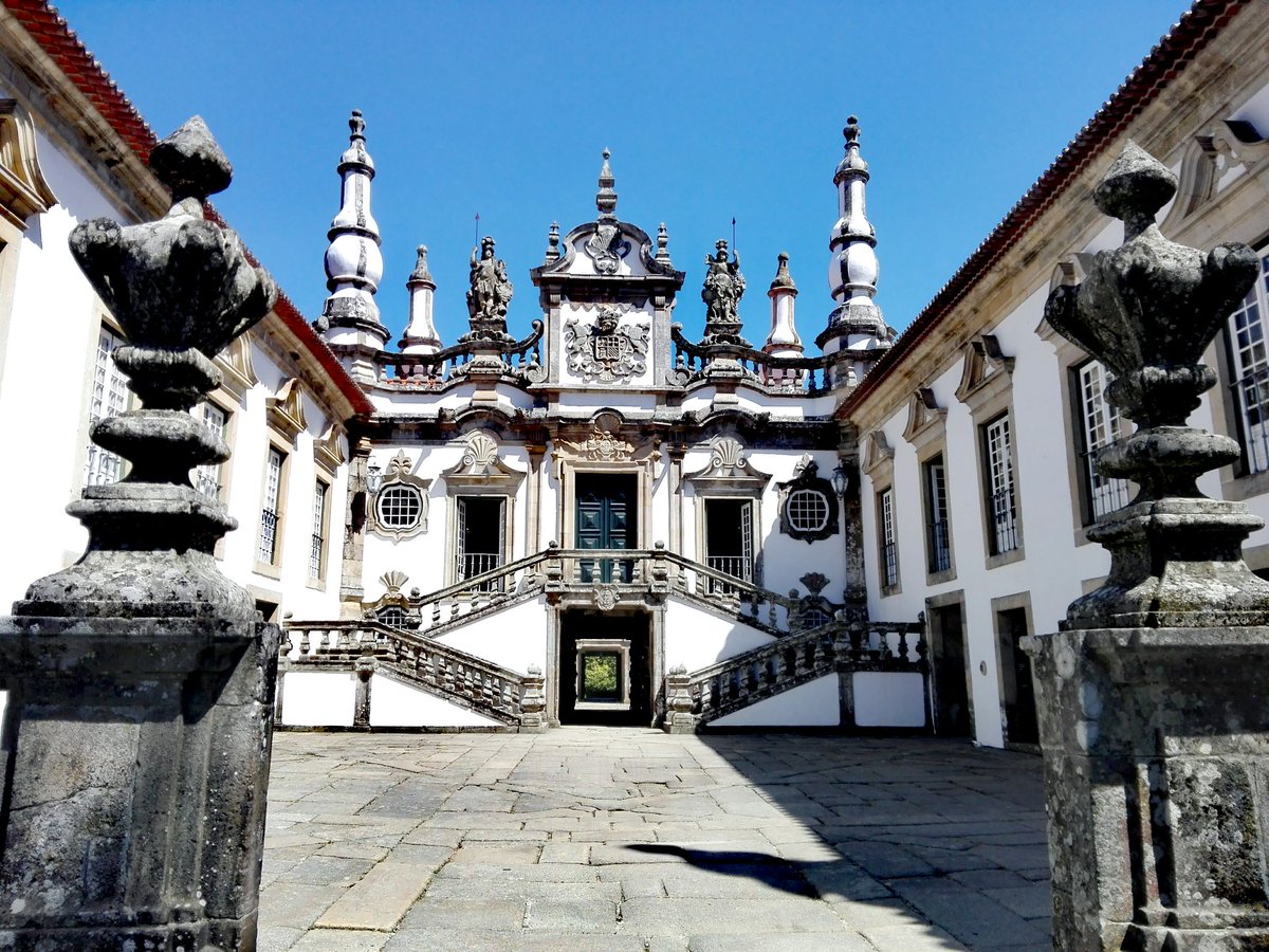 Casa Mateus que no fabrica el Mateus rosé, lo único que ha hecho es prestar su imagen a la botella del famoso vino.