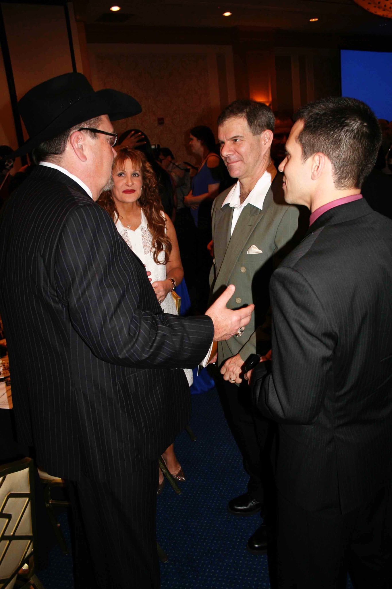 DE427CPUMAEukQR.jpg:large