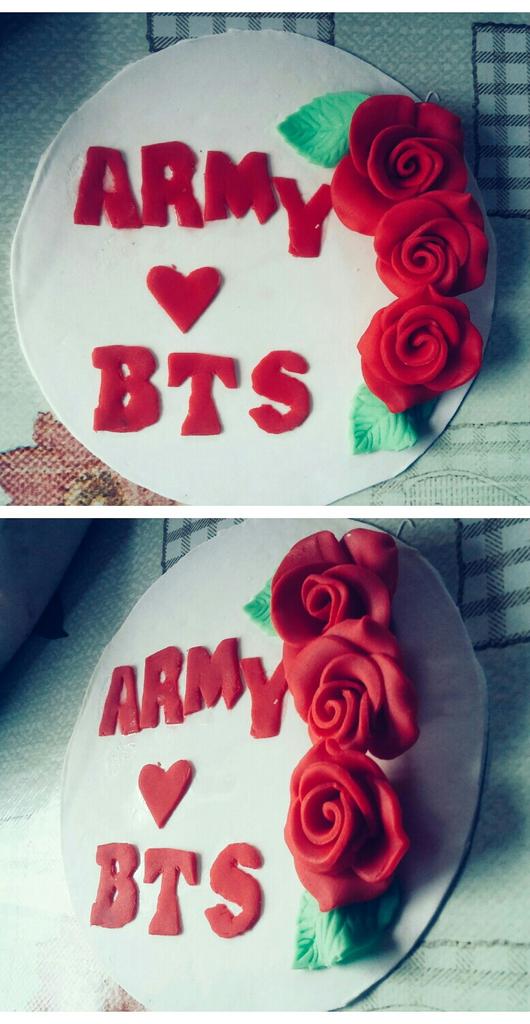 Kawaiii_BTS's tweet photo. #BTSbeyondthescene #Artwork Made it from sugar fondant 💖 @BTS_twt We Love Youll💖 #Europe #ARMYs #Loves #BTS 💖 Art by my sis💖 https://t.co/go0ZPGHCOQ