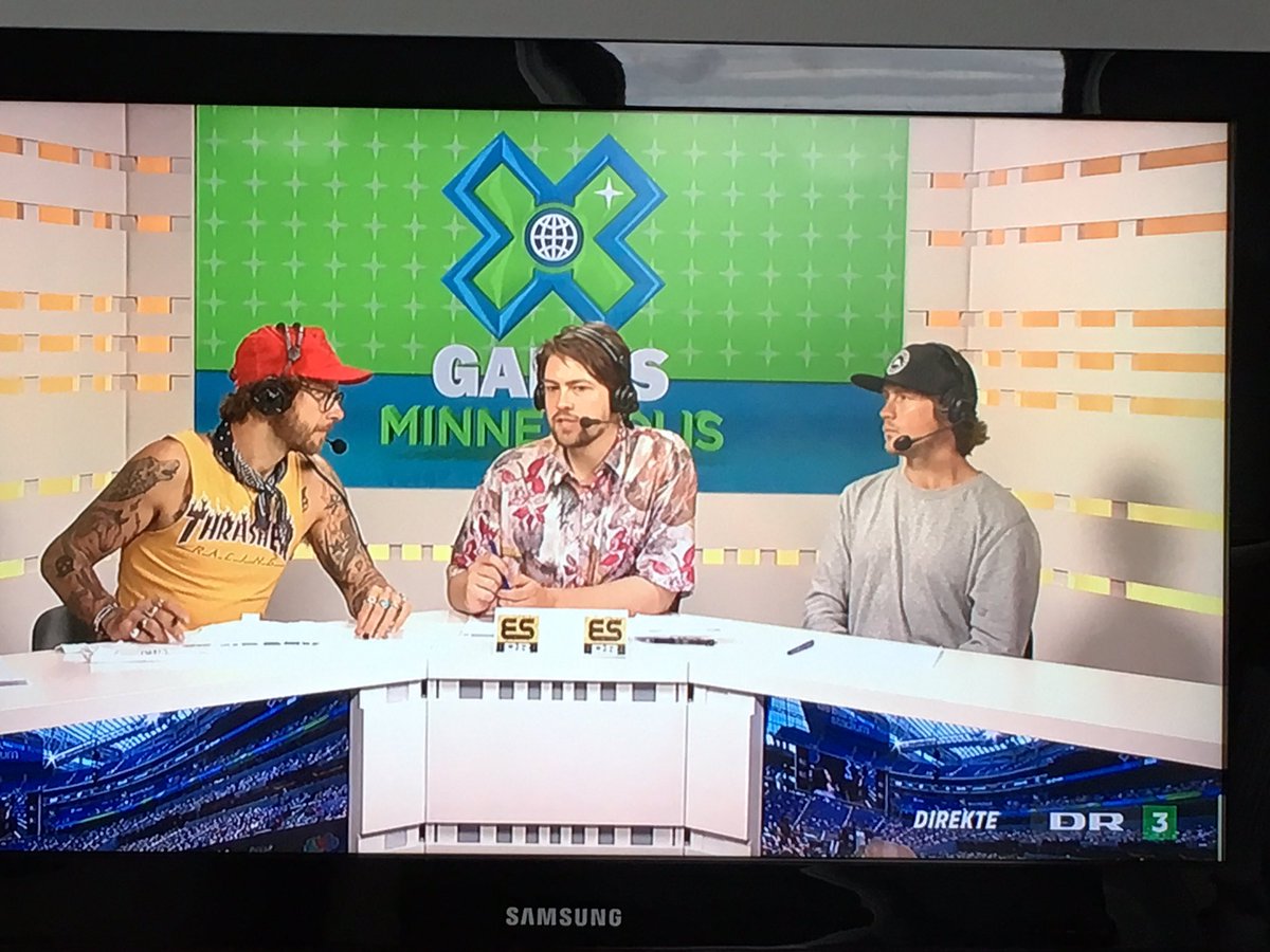 MsGuldberg's tweet photo. X Games, sofa og søndag 👌🏼  #DR3X #XGames #Kjeldsen #WhatsNotToLike 🙌🏼 https://t.co/88BixLL8tZ
