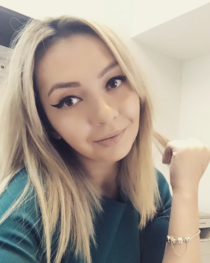 MirelaMateiM's tweet photo. #newlook #happy https://t.co/mY3DWmRz5n