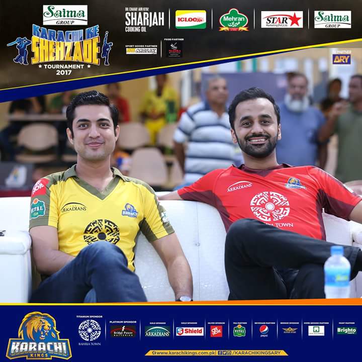 HadiaJaved3's tweet photo. @WaseemBadami @iqrarulhassan
#SaimaGroup Vs #MehranSpices
Shahzade______Best Of Luck To Both Of You
BTW____Ju *JEETA* Jeetayn Gya Hmmm He https://t.co/mvRTSs42bb