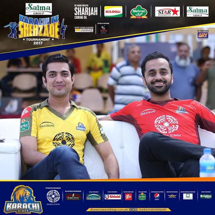 HadiaJaved3's tweet photo. @WaseemBadami @iqrarulhassan
#SaimaGroup Vs #MehranSpices
Shahzade______Best Of Luck To Both Of You
BTW____Ju *JEETA* Jeetayn Gya Hmmm He https://t.co/mvRTSs42bb