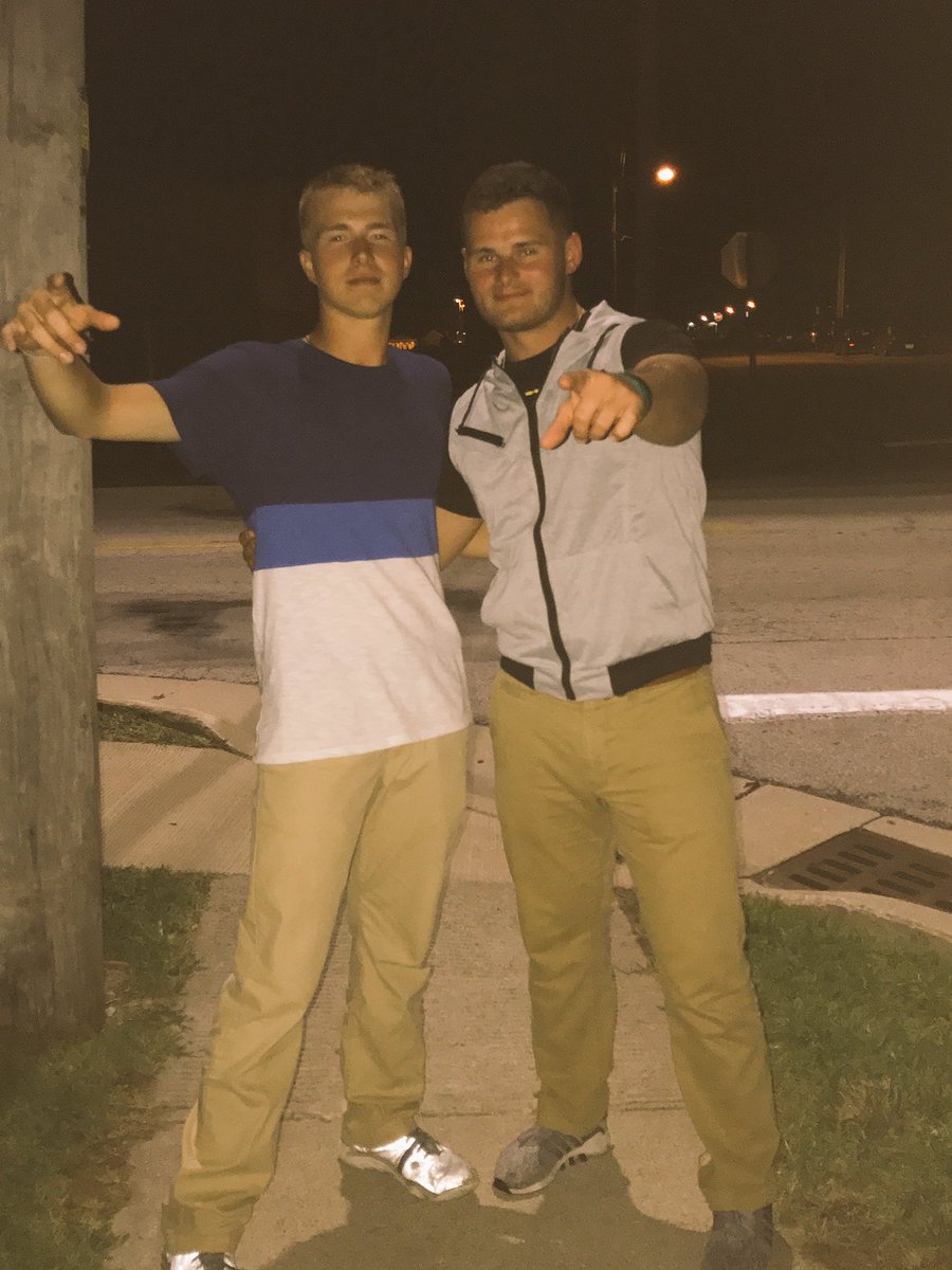 ClarkRyan02's tweet photo. Happy Birthday Big Dog!! Have a good one & enjoy it. 🤙🏻 @Jake_StClair #post114 #weouthereboys https://t.co/YdDbTKvSLI