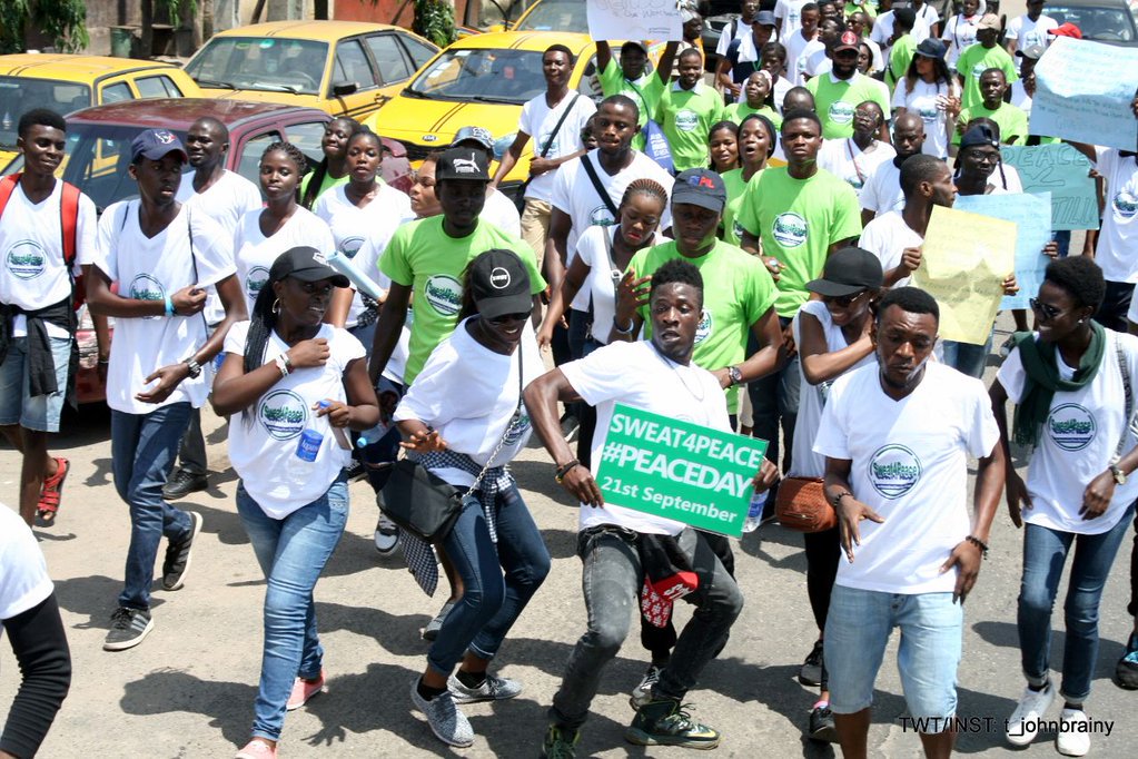 OlumideIDOWU's tweet photo. Please support @galaxy4peace with corporate sponsorship of T-shirts for the #Sweat4Peace2017 (N550K estimated).
@Precious_Ajunwa for details https://t.co/jgrxHkP3LC