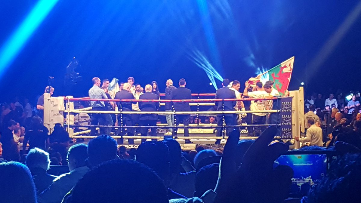 WildcardBox's tweet image. Great to be at the @PoxonSports show last night watching some great talent #boxing #boxingheads