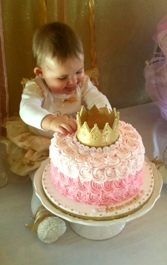 'All of God's grace in one tiny face' My preemie, prinses, pikkewyn Jemma baba is vandag 1 jaar oud🎂Jy IS liefde💗