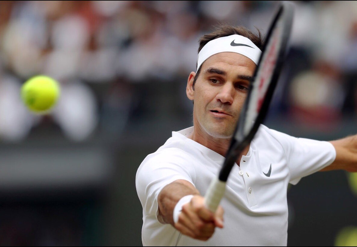 LubanLab's tweet image. I guess the guy knows how to play tennis 🎾?
#StraightSets
#19GrandSlams
#8Wimbledons
@rogerfederer