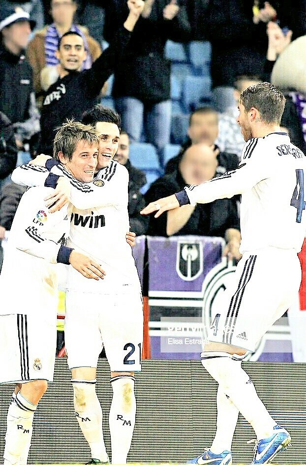 Madriz80sFan's tweet photo. #CoentraoY10Más https://t.co/WEey72fjTl