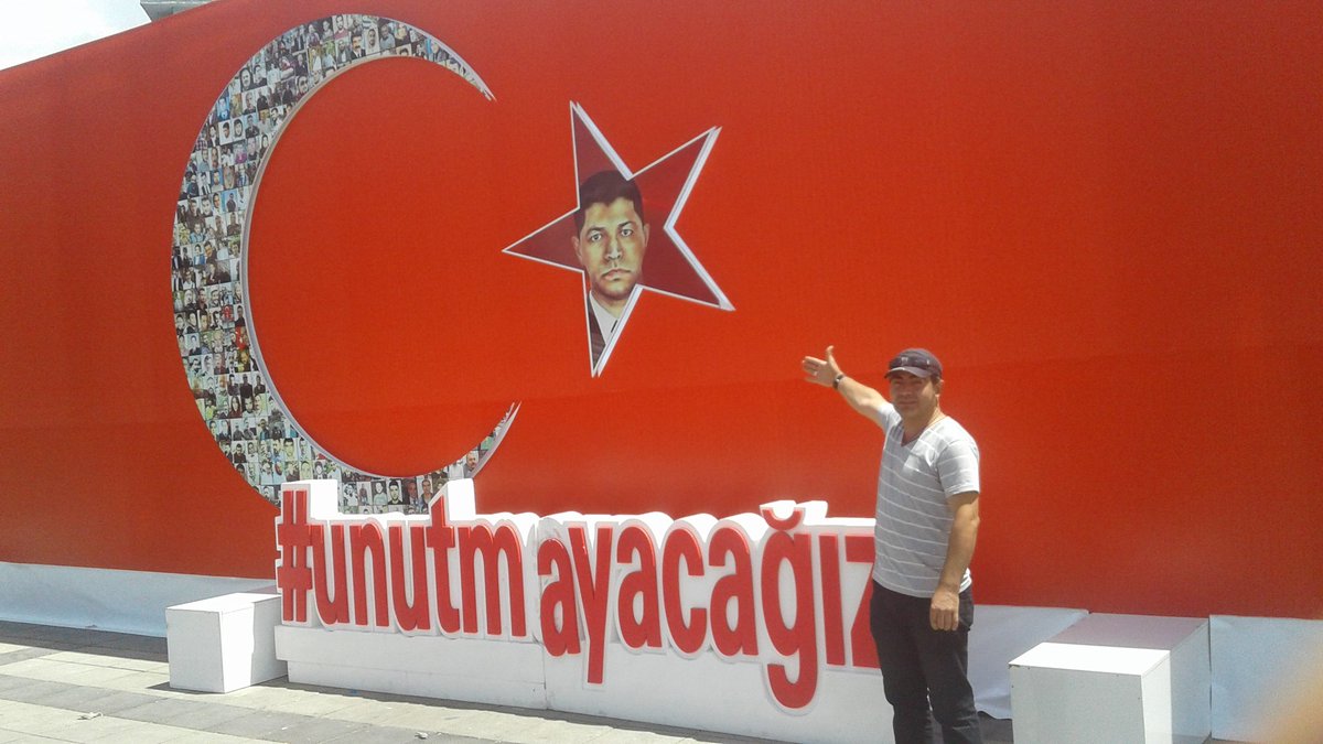 BU VATANI KİMSE BÖLEMEZ BU VATANA HAİNLİK DÜŞÜNENİN KÖKÜNÜ KAZIYACAĞIZ DADAŞ YİĞİT KARA ERZURUM DAN NE MUTLU TÜRKÜM DİYENE NOKTA