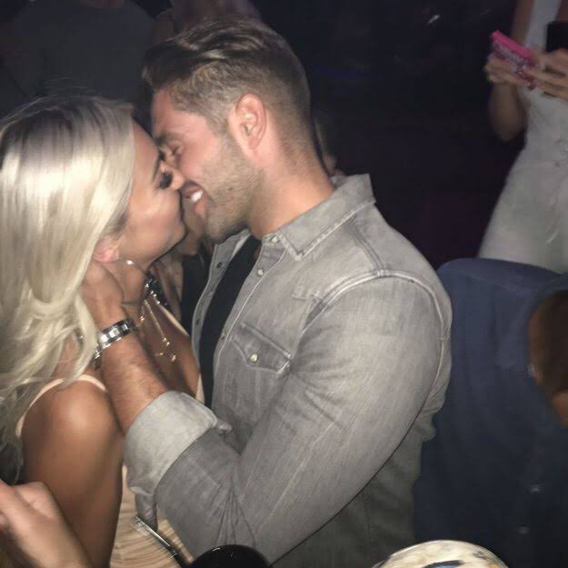 bradynewstead's tweet photo. Remember when you were going to wait for each other #LoveIsland https://t.co/BkD4OqCh78